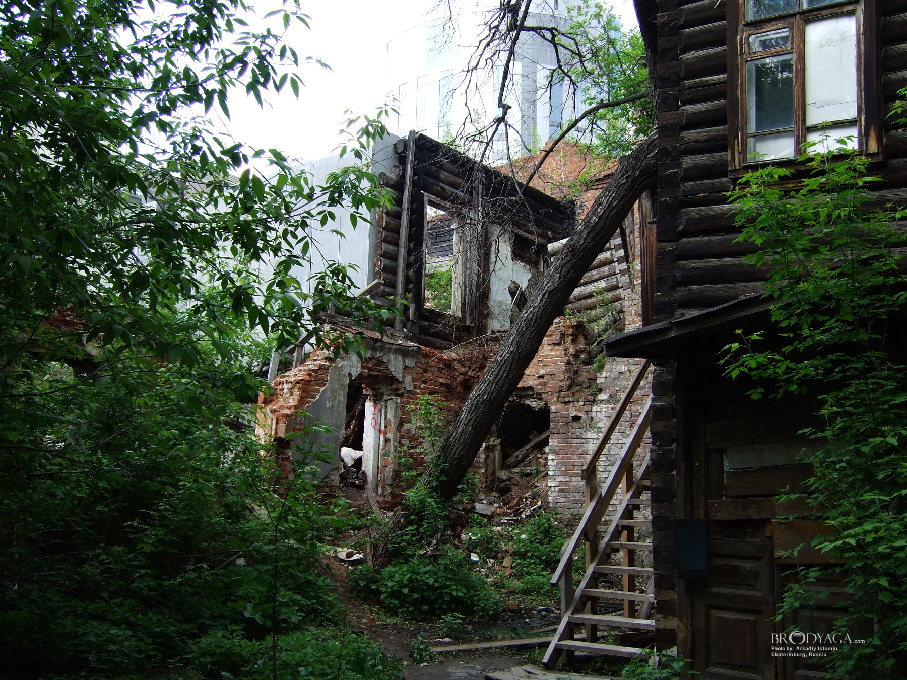 Розы Люксембург 67, Екатеринбург